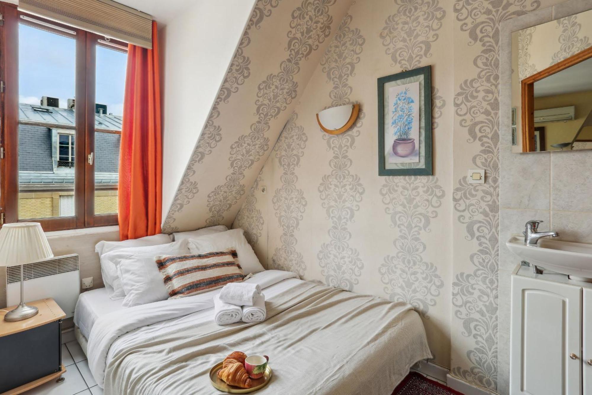 Eiffel Tower & Invalides - Cityapartmentstay Paris Luaran gambar